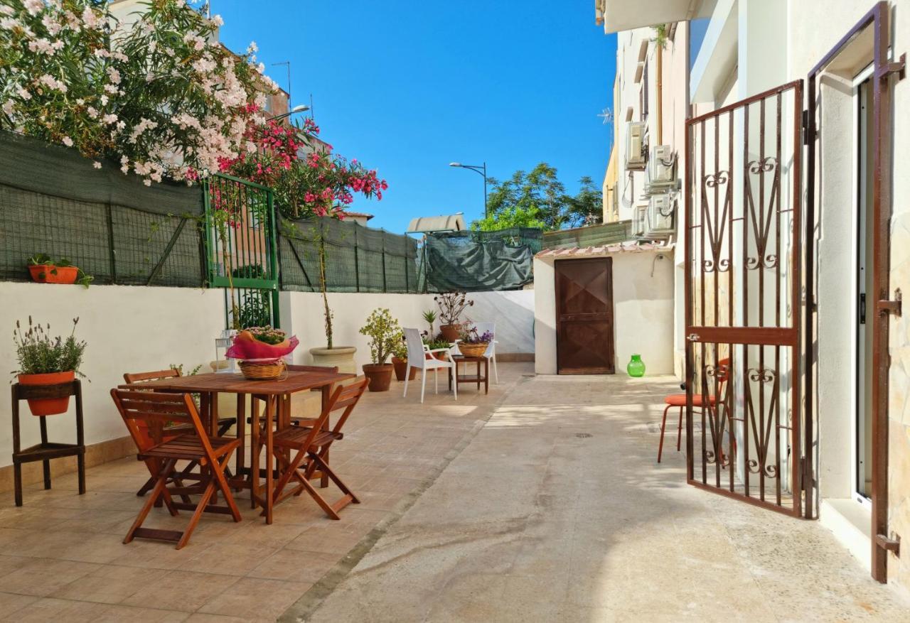 Sorelle Di Riviera Syrakus Exterior foto