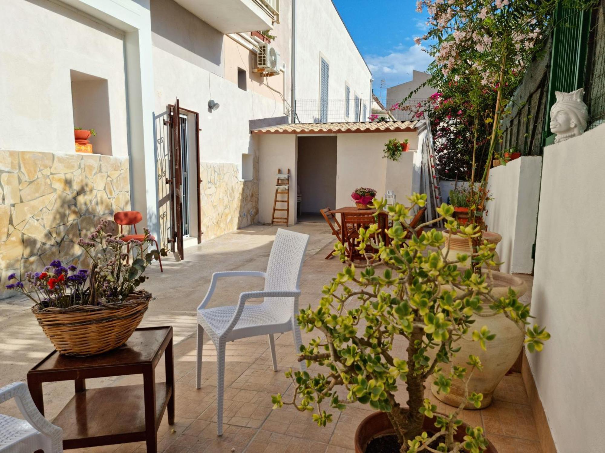 Sorelle Di Riviera Syrakus Exterior foto