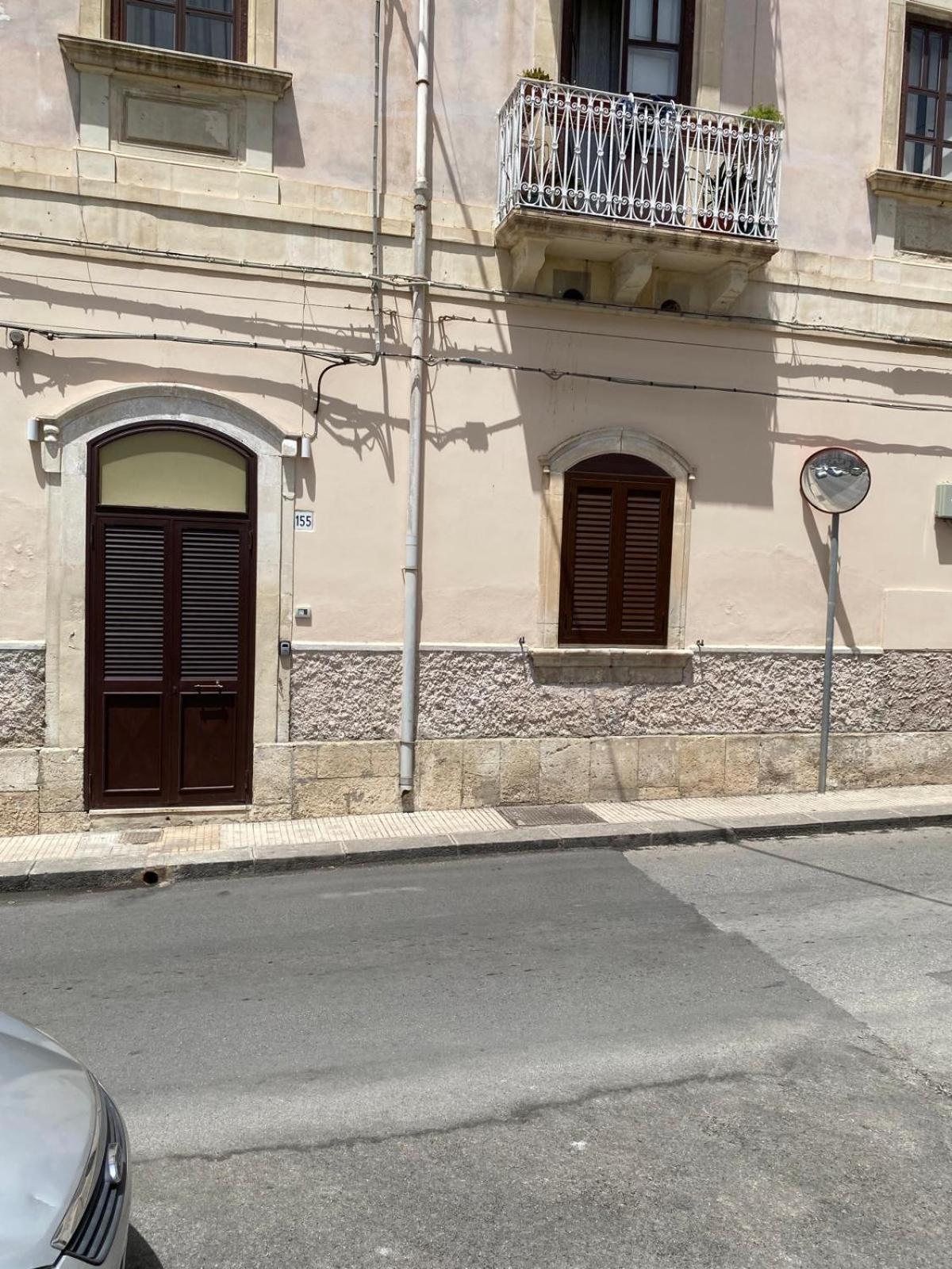 Sorelle Di Riviera Syrakus Exterior foto